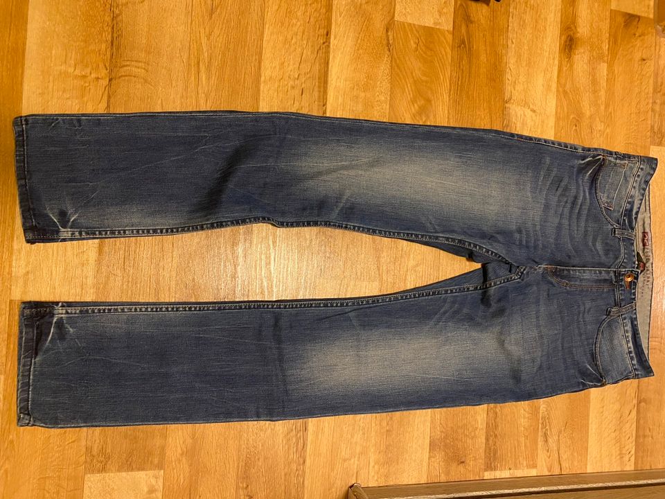 Herren Jeans-Hosen Packet 7 Stück von S Oliver (neu & neuwertig) in Würzburg