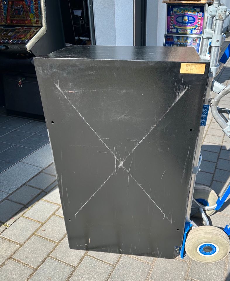 Tresorständer Tresor Safe Box für Spielautomat in Neulußheim