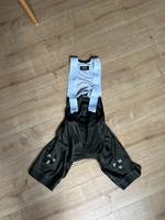 Pas Normal Studios Mechanism Bib Short dark olive L Hamburg Barmbek - Hamburg Barmbek-Süd  Vorschau