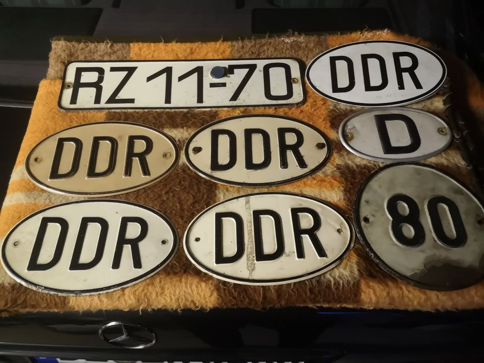 DDR Länderkennzeichen Land Kennzeichen Auto PKW Oldtimer in Göda