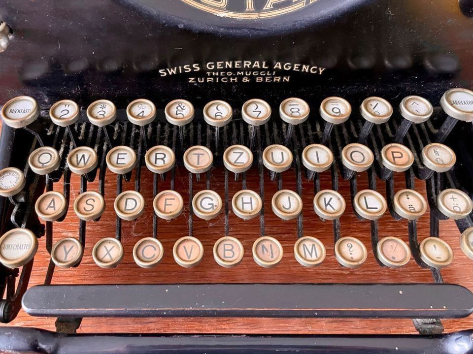 Royal 10 – Typewriter CO. SWISS GENERAL AGENCY in Hürth