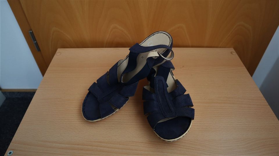 CAPRICE Damen Sandalen Sandaletten dunkelblau Gr. 40 (6,5) Top in Frechen