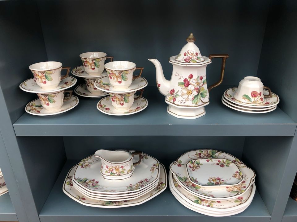 Portobello V&B Villeroy & Boch Kirschblüten Service viele Teile in Sankt Augustin