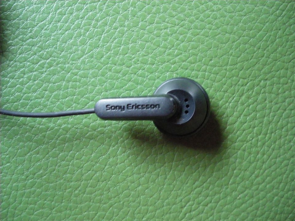 Sony Ericsson Headset HPM-60, original, unbenutzt in Hamm (Sieg)