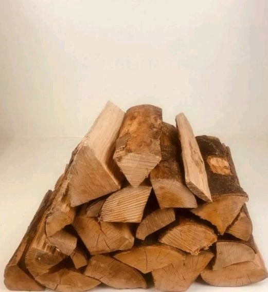 Brennholz Holz Fichte in Eberfing