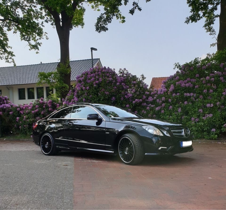 Mercedes-Benz E350 Coupé in Zeven