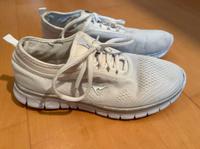 Sneaker Turnschuhe Kangaroos Gr.38 Schleswig-Holstein - Kremperheide Vorschau