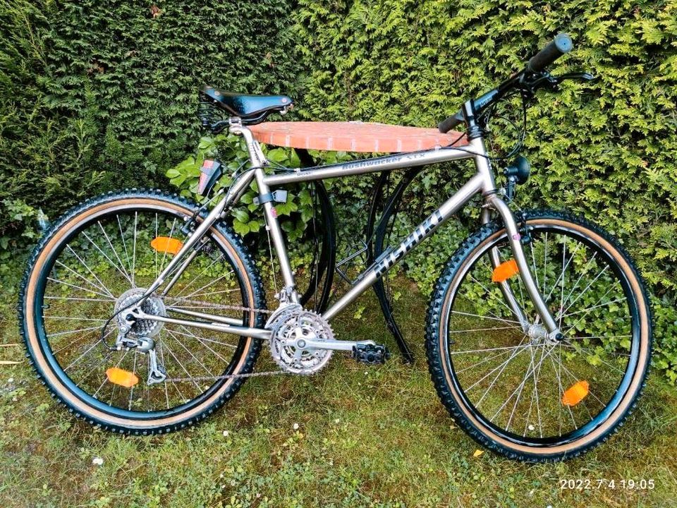 Nishiki Bushwacker STX 26 Zoll MTB von Rose sehr guter Zustand in Oberhausen