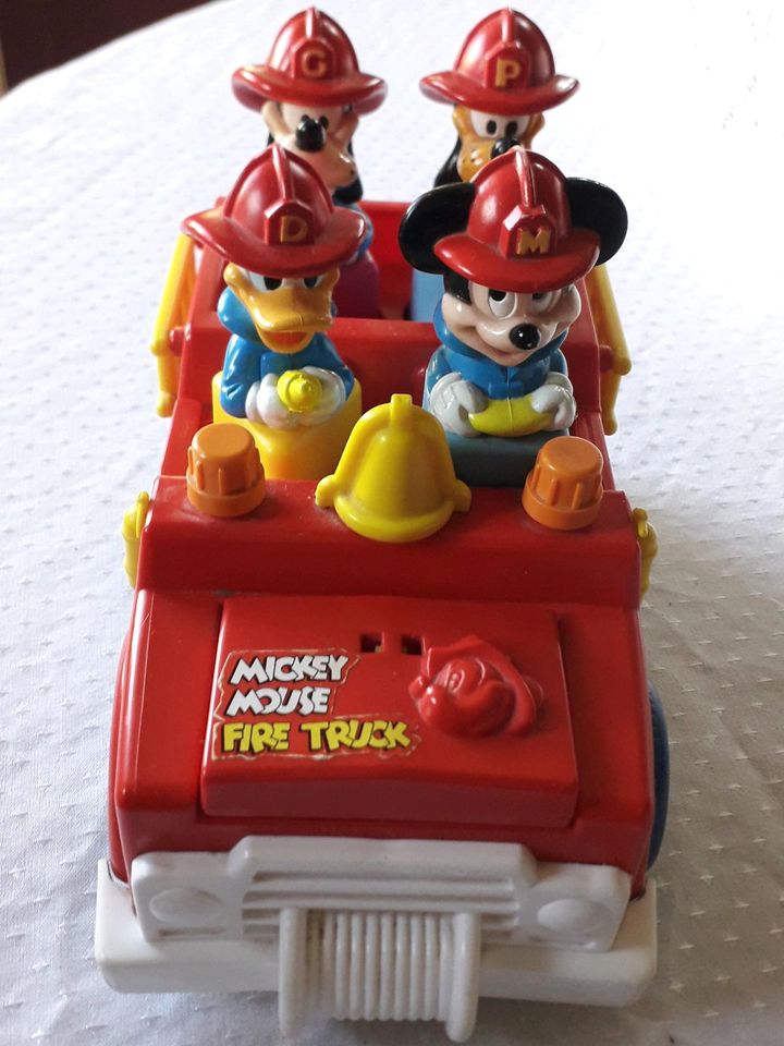 Vintage Disney Mattel Mickey Mouse & Friends/Feuerwehrauto in Pasewalk