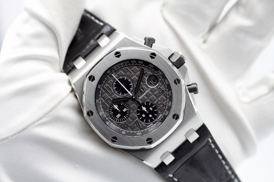 Audemars Piguet Royal Oak Offshore Chronograph 26470ST.OO.A104CR in Hamburg