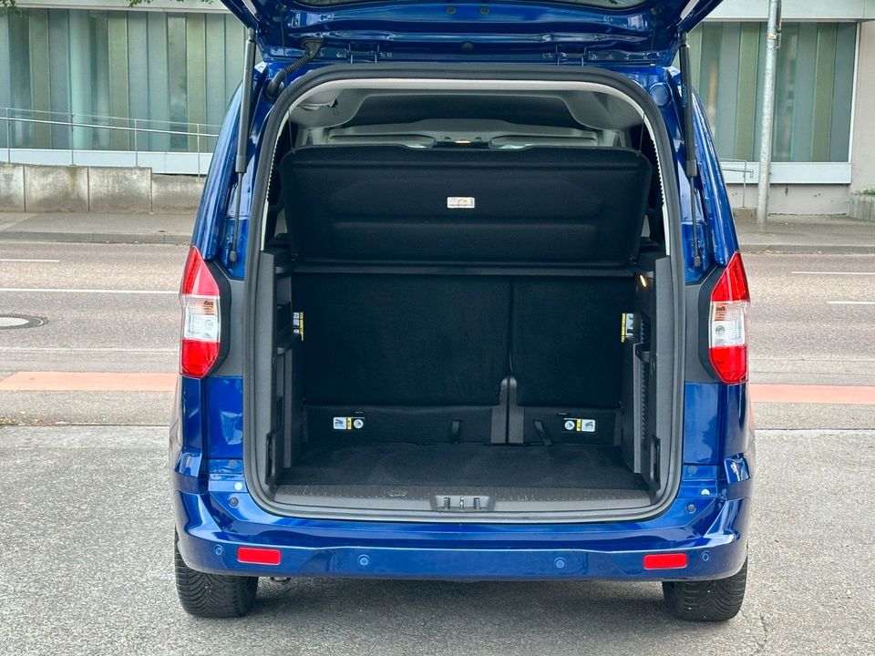 Ford Tourneo Courier Trend/Klima/SHZ/Temp./PDC in Göppingen