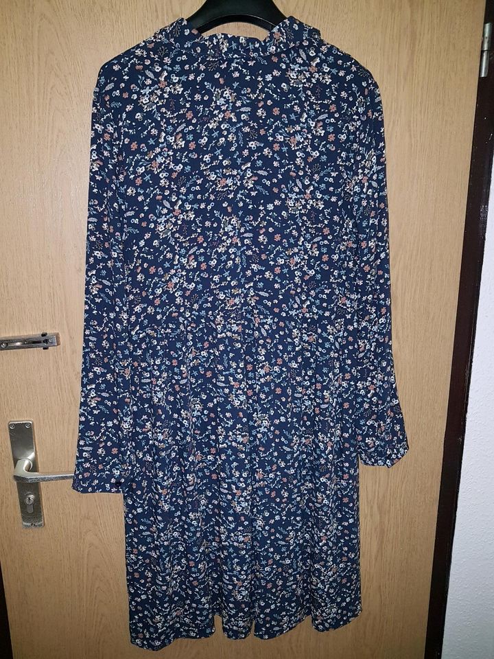 Damen Kleid Bluse Gr. 42/44 in Kahla