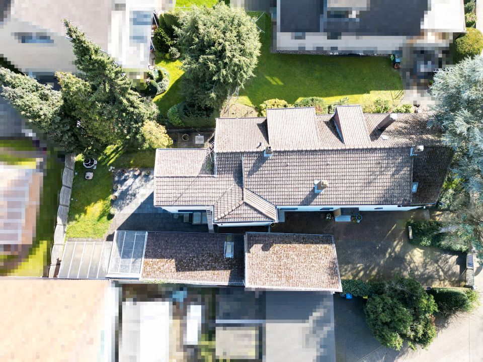 Großes Mehrfamilienhaus mit 4 Wohneinheiten in Ahlem in Hannover