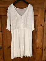 Neu! Usha Festival Boho Minikleid. M/L, weiß Niedersachsen - Hitzacker Vorschau
