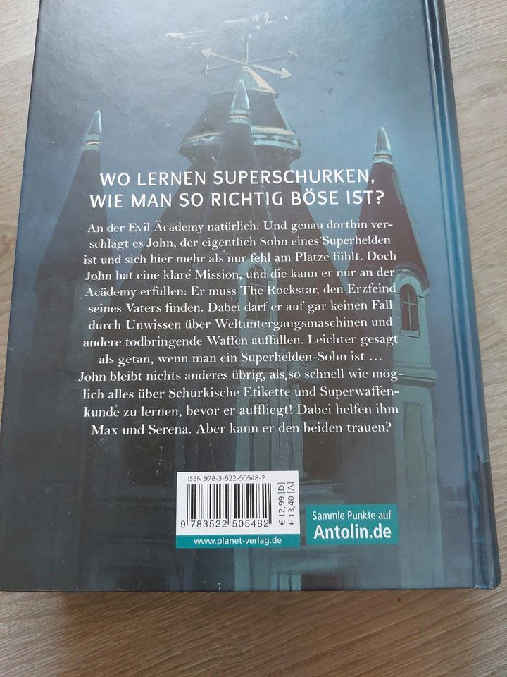 EVIL HERO Superschurke wider Willen.  Buch neu aus Geschäftsaufga in Villingen-Schwenningen