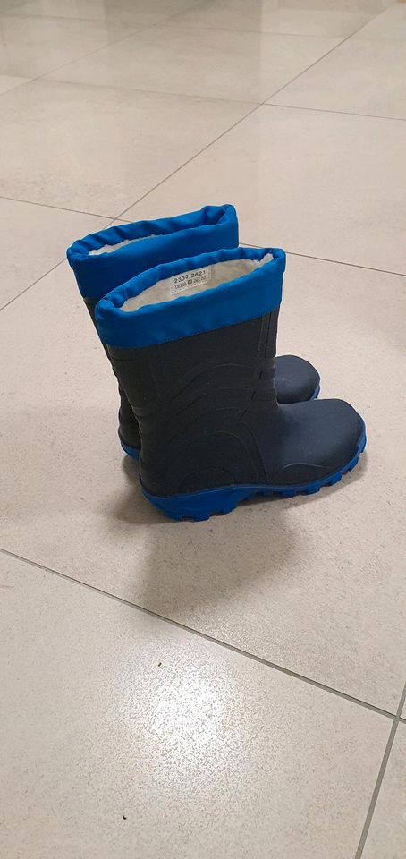 Kinder Snowboots von Aldi in Nürnberg (Mittelfr)