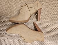 Stiefelette Stiefel Absatz beige Schuhe Highheels pumps Essen - Essen-Ruhrhalbinsel Vorschau