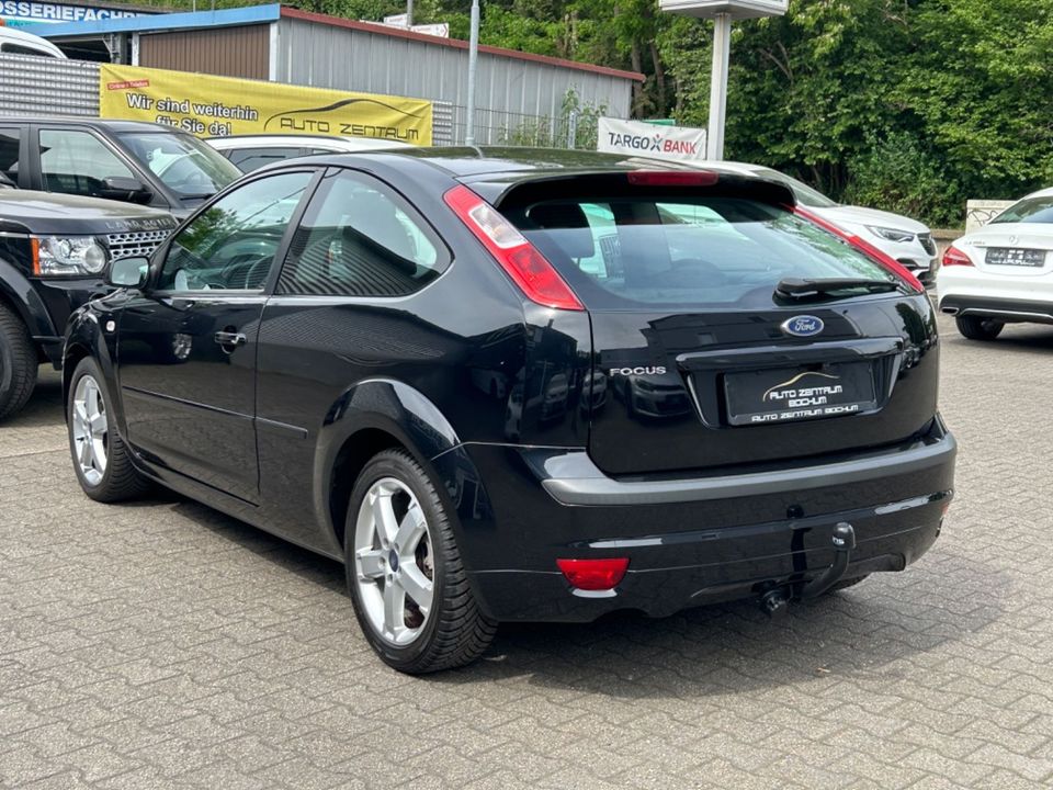 Ford Focus Lim. Style Klima Tempomat MFL Scheckheft in Bochum