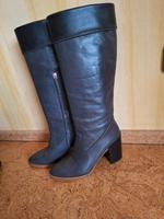 schicke Stiefel von Zara Größe 39 Hessen - Steinau an der Straße Vorschau
