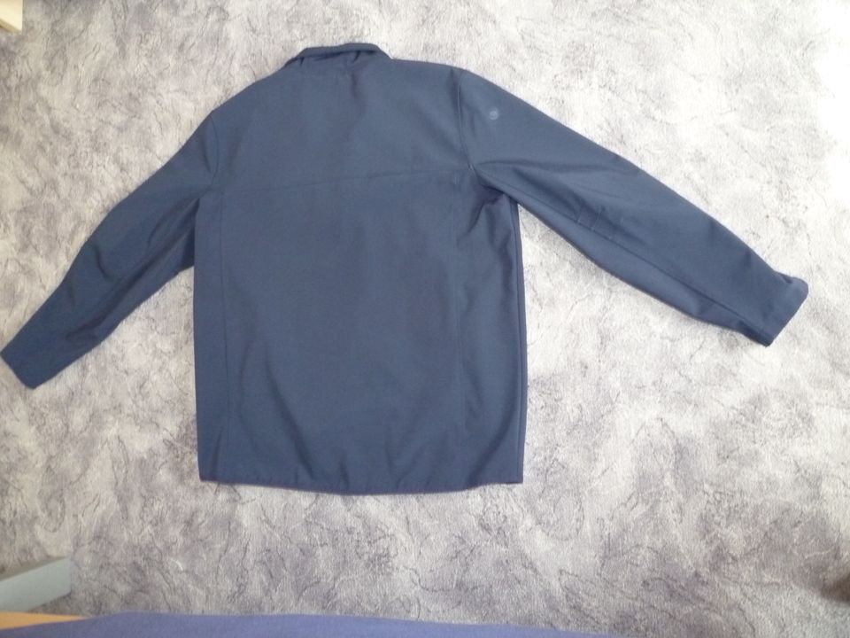 Softshell-Jacke dunkelblau, Gr. XL (56/58) in Nördlingen