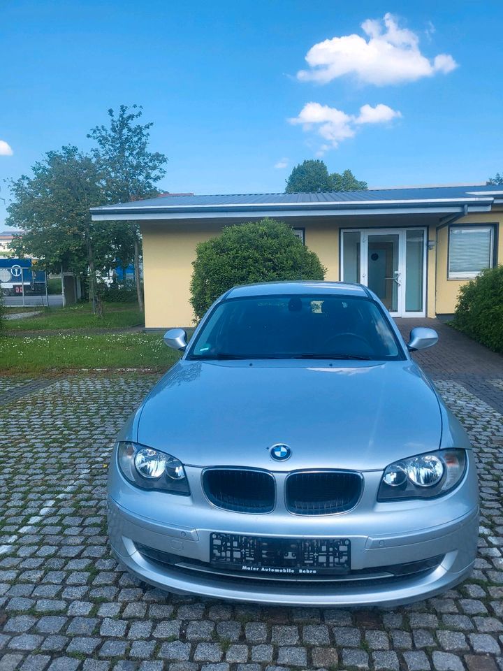 BMW 120D mit 143 PS, Euro5, Klima, SHZ, PDC, Tausch möglich in Bad Hersfeld