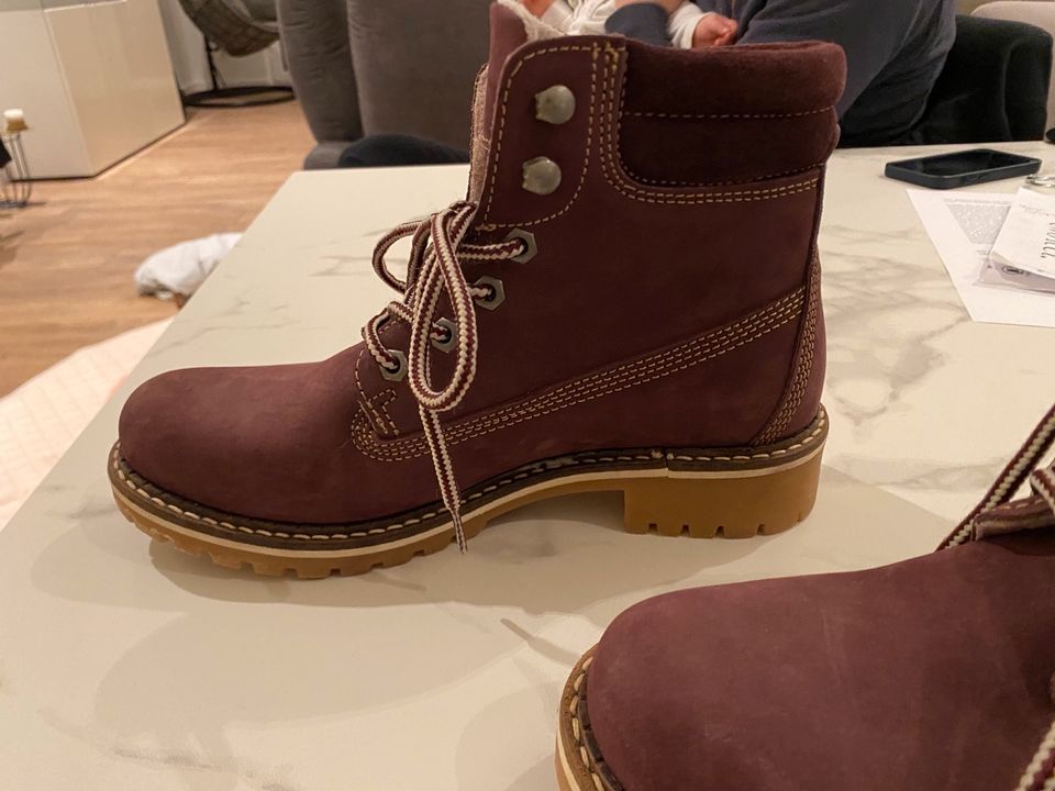 Winterstiefel von Tamaris in weinrot, Gr. 38, NEU+ ungetragen in Anröchte