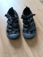 Keen Sandale Größe 38 schwarz Sachsen - Glauchau Vorschau