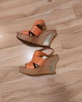 Verkaufe Tommy Hilfiger Sandalen mit Keilabsatz in Größe 38 Schleswig-Holstein - Kiel Vorschau
