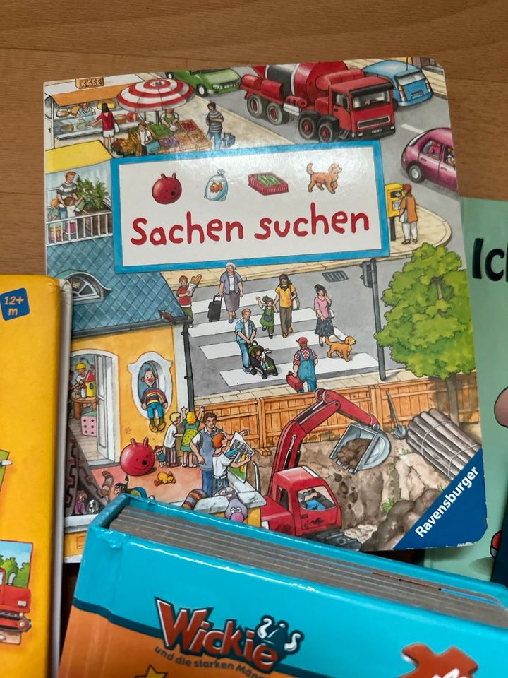 Kinderbücher 5 Stück im Set Wickie Thomas Sesamstr. Suchbuch in Dresden