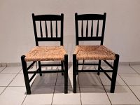 2 Stühle, als Deko oder zum aufarbeiten Niedersachsen - Kutenholz Vorschau