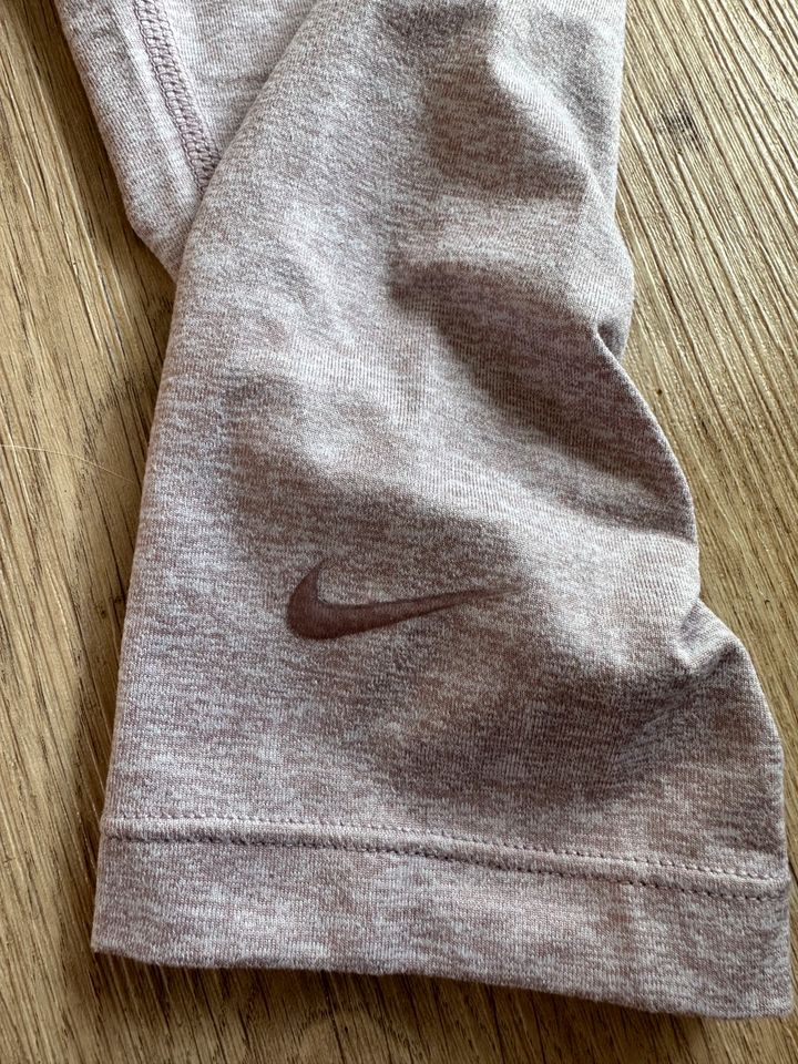 Nike Sportleggins in Goehren