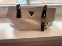 Tasche Frau guess Nordrhein-Westfalen - Marl Vorschau