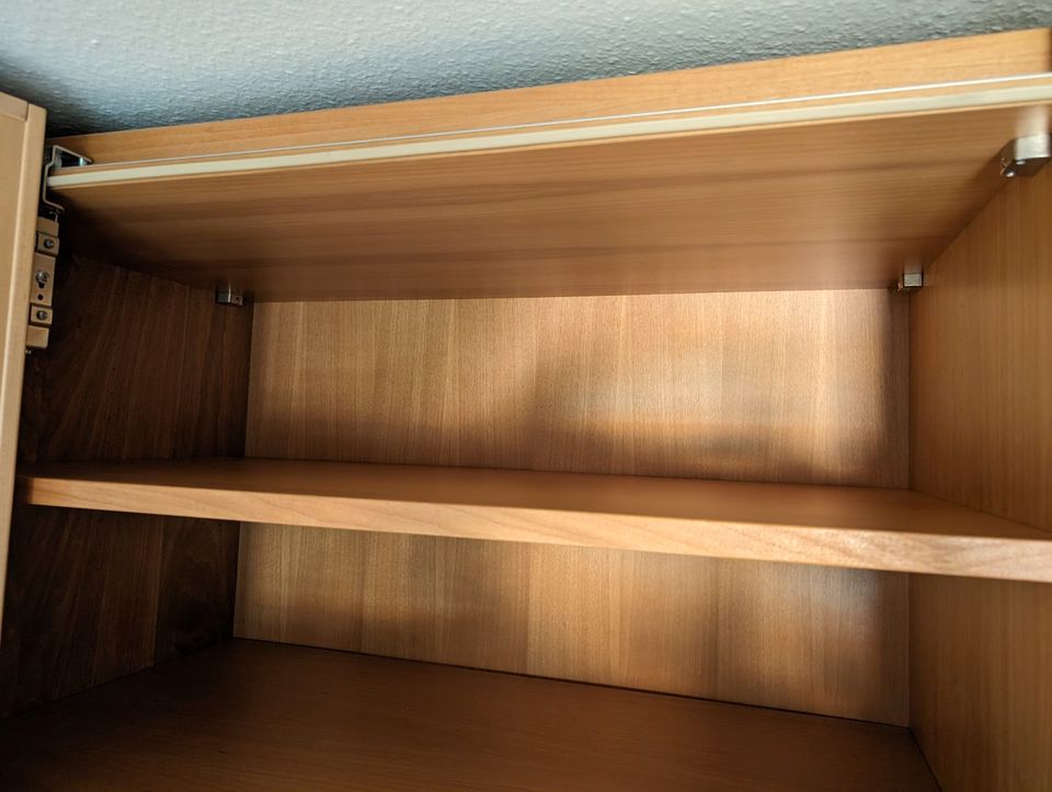 Hülsta Kleiderschrank Schlafzimmer Ahorn Falttüren 253 cm breit in Rheinbach