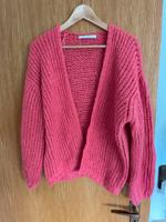 OUI Cardigan Strickjacke Rot wie Neu Gr. 42/44 Bayern - Erlangen Vorschau