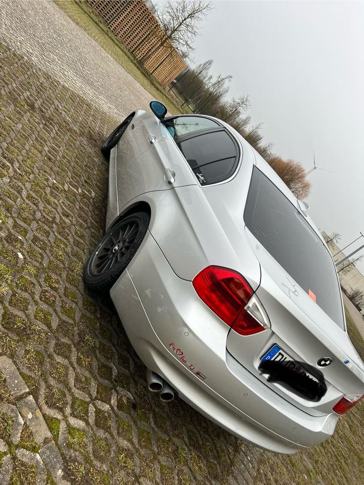 3er BMW E90 330d in Malchow