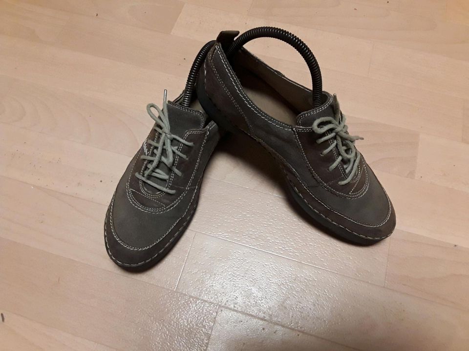 Josef Seibel damen Halbschuhe Schnürschuhe Leder Gr.42 in Schwerin