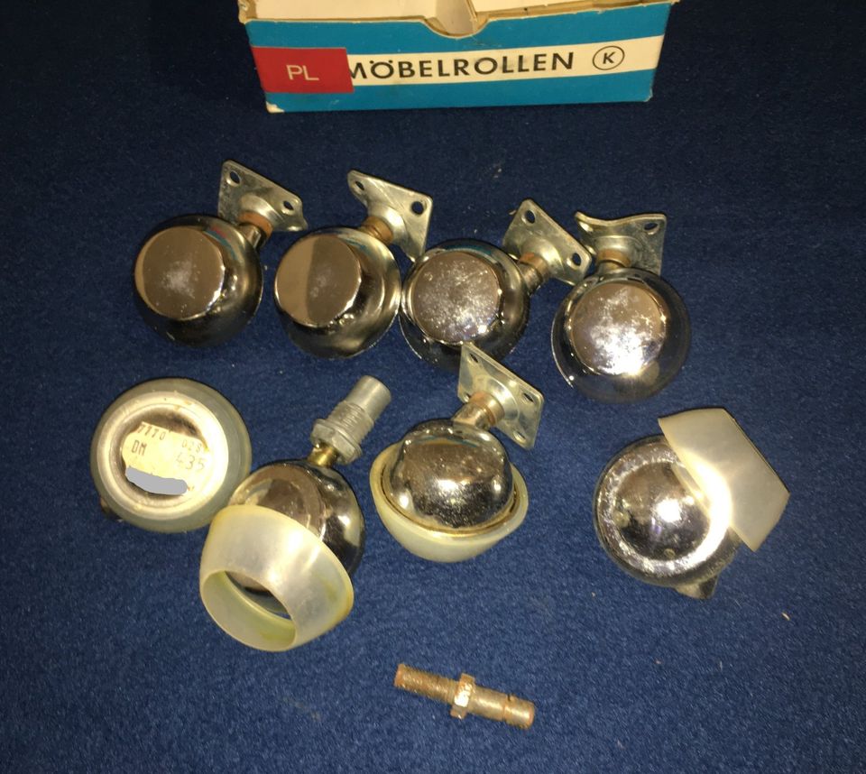 Möbel Rollen TYP 500 Vintage Oltimer 70er Jahre Org. Verpackung in Bad Arolsen