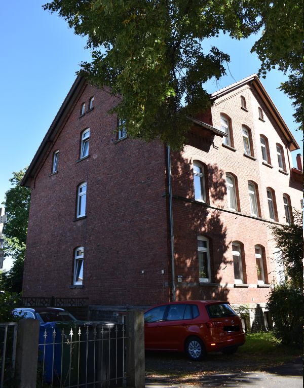 Unvermietete Mehrfamilienhaus-Doppelhaushälfte, 5 WE, zentral und ruhig gelegen, Göttingen-Südstadt in Göttingen