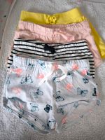 3x Shorts H&M 1x Primark 86 Nordrhein-Westfalen - Solingen Vorschau