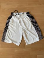 Nike Basketball Hose Shorts Größe L Niedersachsen - Nienburg (Weser) Vorschau