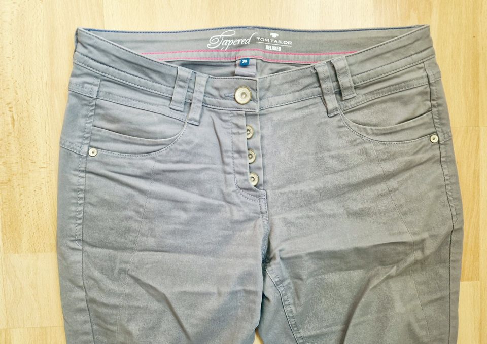 Damenhose TomTailor Relaxed Jeans Gr. 36 – Grau in Leipzig