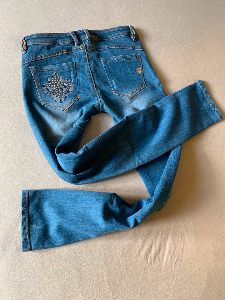 Blaue Jeans von Wanli, Größe 38 in Delingsdorf