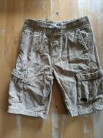 H&M Cargo Jeans Gr. 134, Shorts mit Seitentaschen Kreis Pinneberg - Uetersen Vorschau