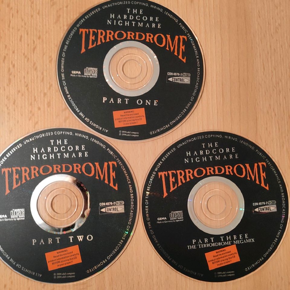 Verschiedene Techno/ Hardcore Sampler , Terrordrome, Masters of in Grünberg