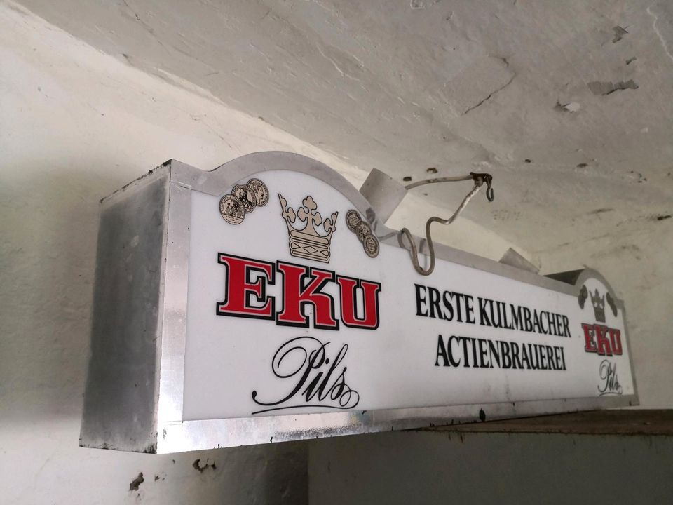Leuchtreklame Retro Bier EKU in Hameln