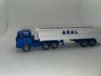 WIKING Alt LKW Magirus 235 D Aral Sattelzug Ultramarin Hessen - Schmitten Vorschau