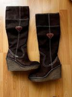 Tommy Hilfiger Stiefel Winterstiefel Winterschuhe Gr.38 Köln - Porz Vorschau