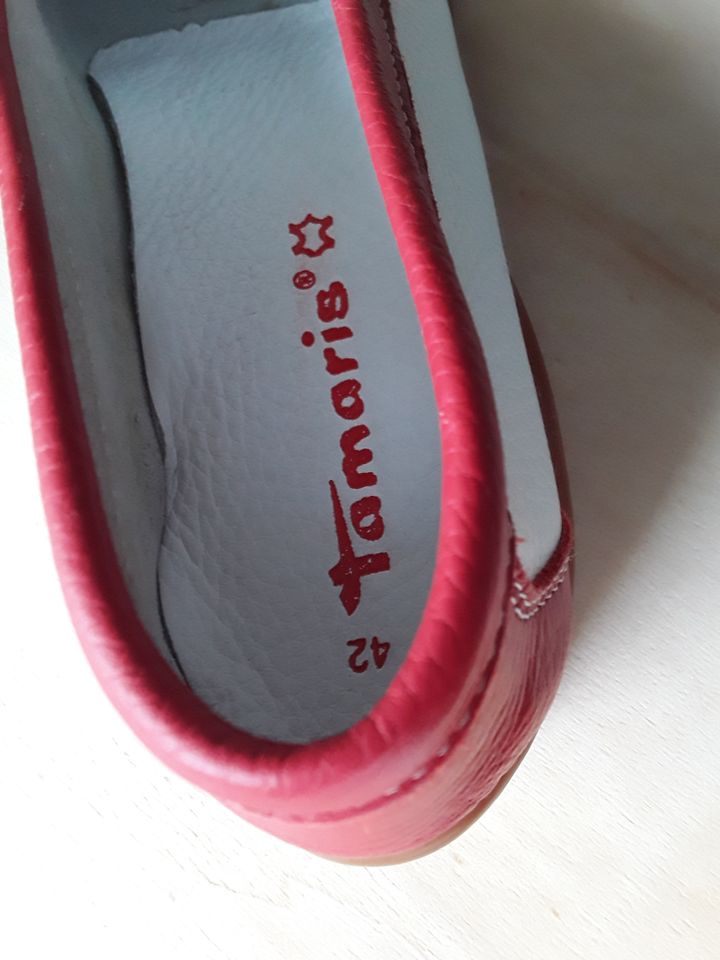 Neue Tamaris Leder Schuhe Slipper Gr 42 in Holle