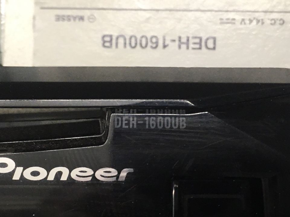 Pioneer DEH-1600 UB Autoradios USB XD Player in Zossen