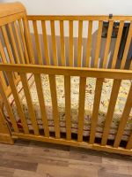 Babybett aus Holz mit Matratze Bayern - Erlangen Vorschau